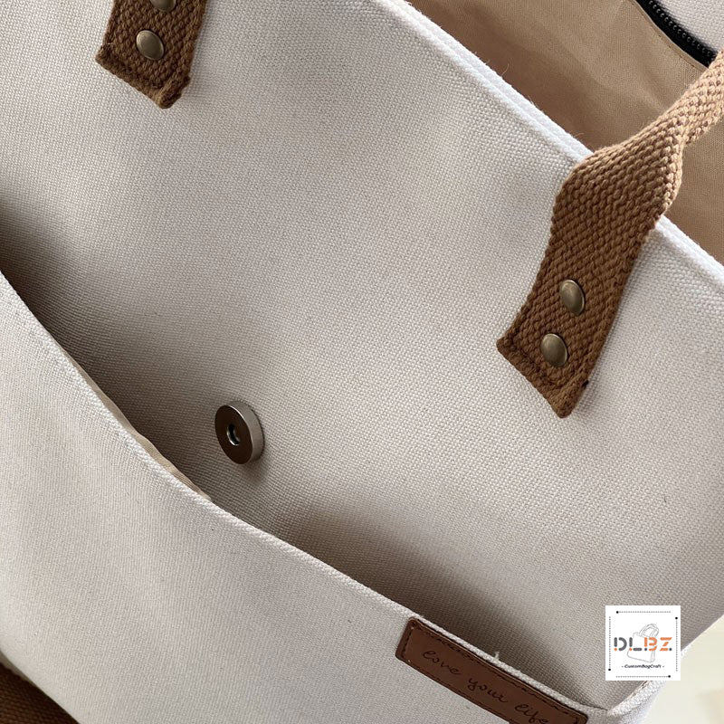 Thickened Canvas Tote Bag with Zipper, Square Shape, Can Be Worn Crossbody, Casual and Artistic