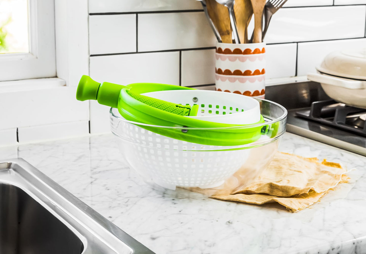 Rotating Handle Colander Strainer & Salad Spinner