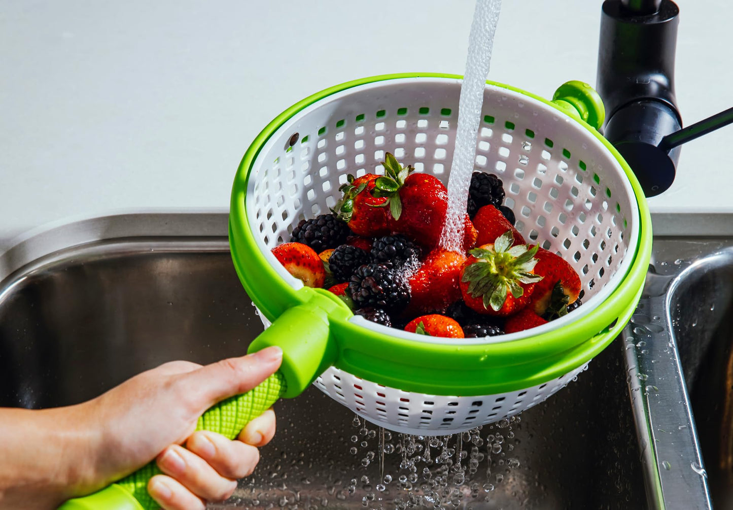 Rotating Handle Colander Strainer & Salad Spinner